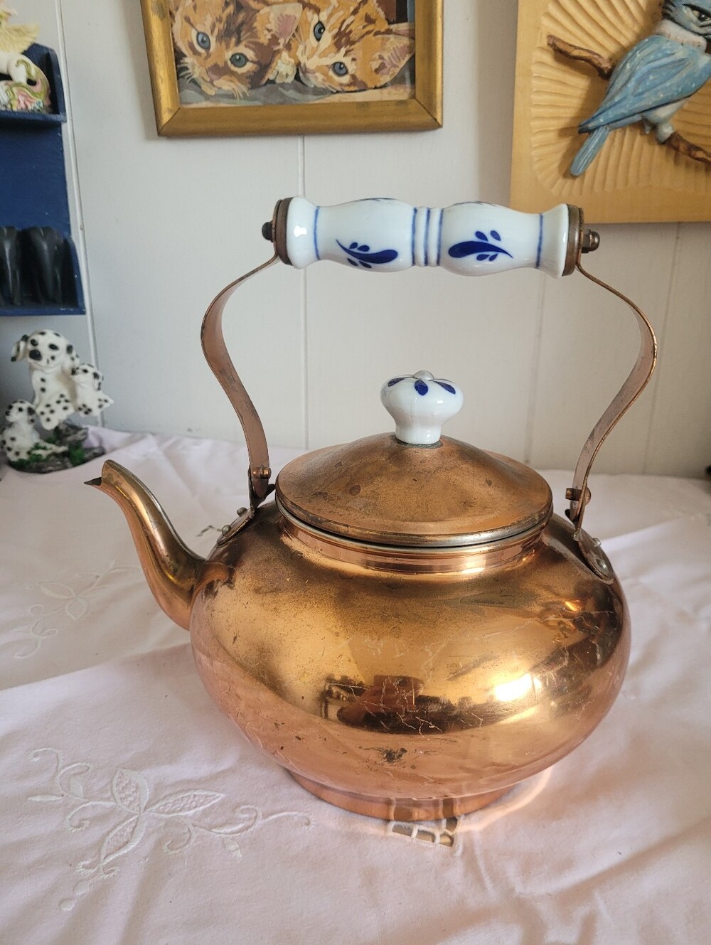 Vintage Copper Tea Kettle with Porcelain Handle and Lid Knob - Picture 2 of 12